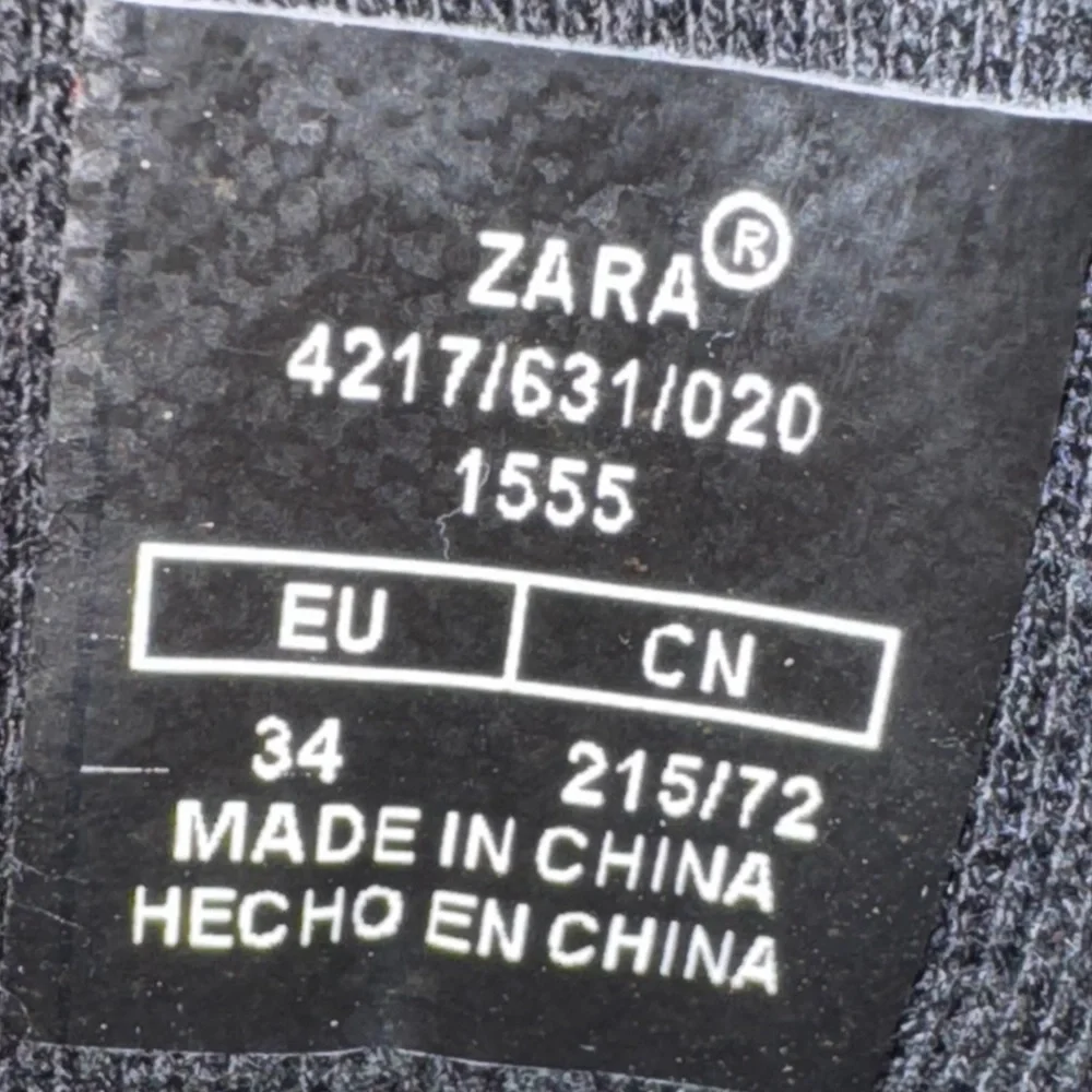 Zara Red Sneakers with High-Top Design and Zipper Size Closure Size 34 EU